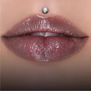 Jeffree Star the gloss in Six feet under NIB
